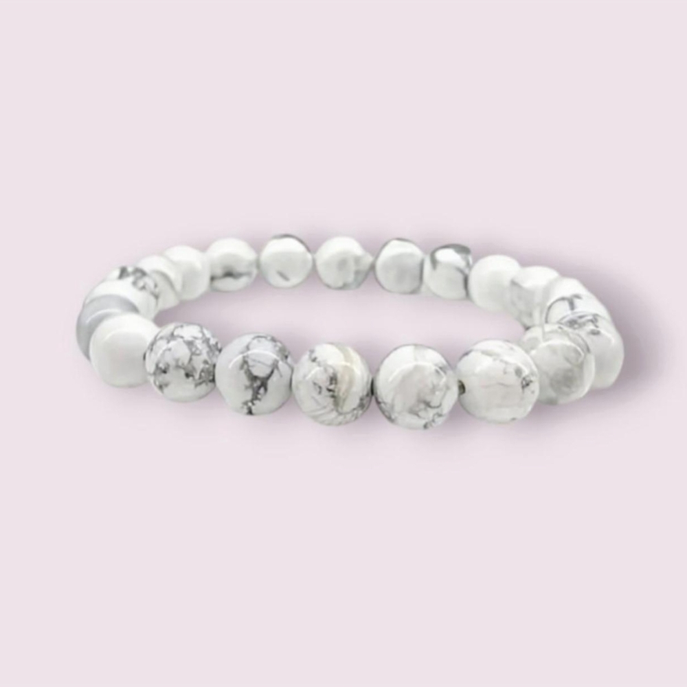 White Howlite Beaded Bracelet - Picture 2 of 3